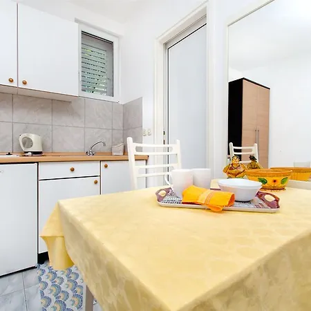 Lidija Apartment